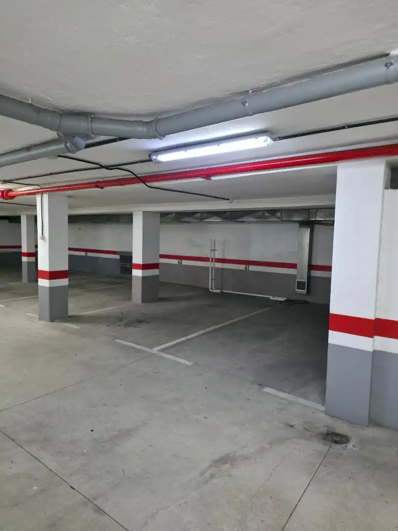 Garaje de alquiler en Calle Baleares, 8601, Torviscas Centro y Alto Parking de Garaje de alquiler en Adeje
