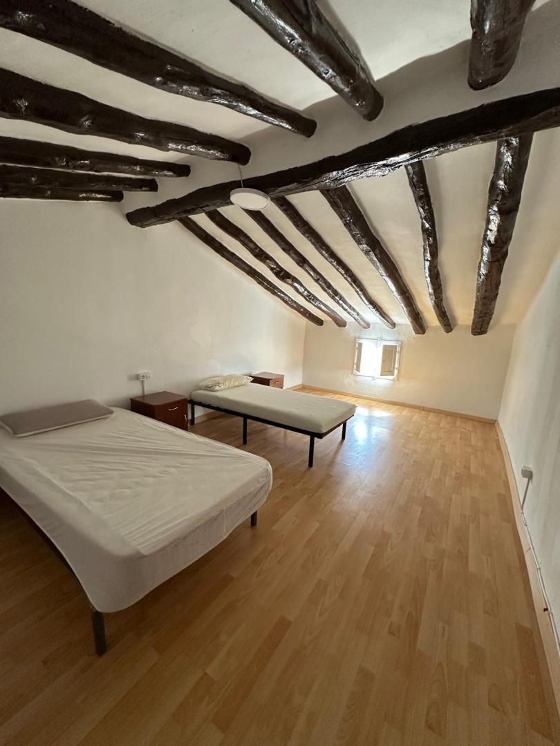 Flat to rent in Calle Castillo, 37, Ontiñena Bedroom of Flat to rent in Ontiñena  with Terrace
