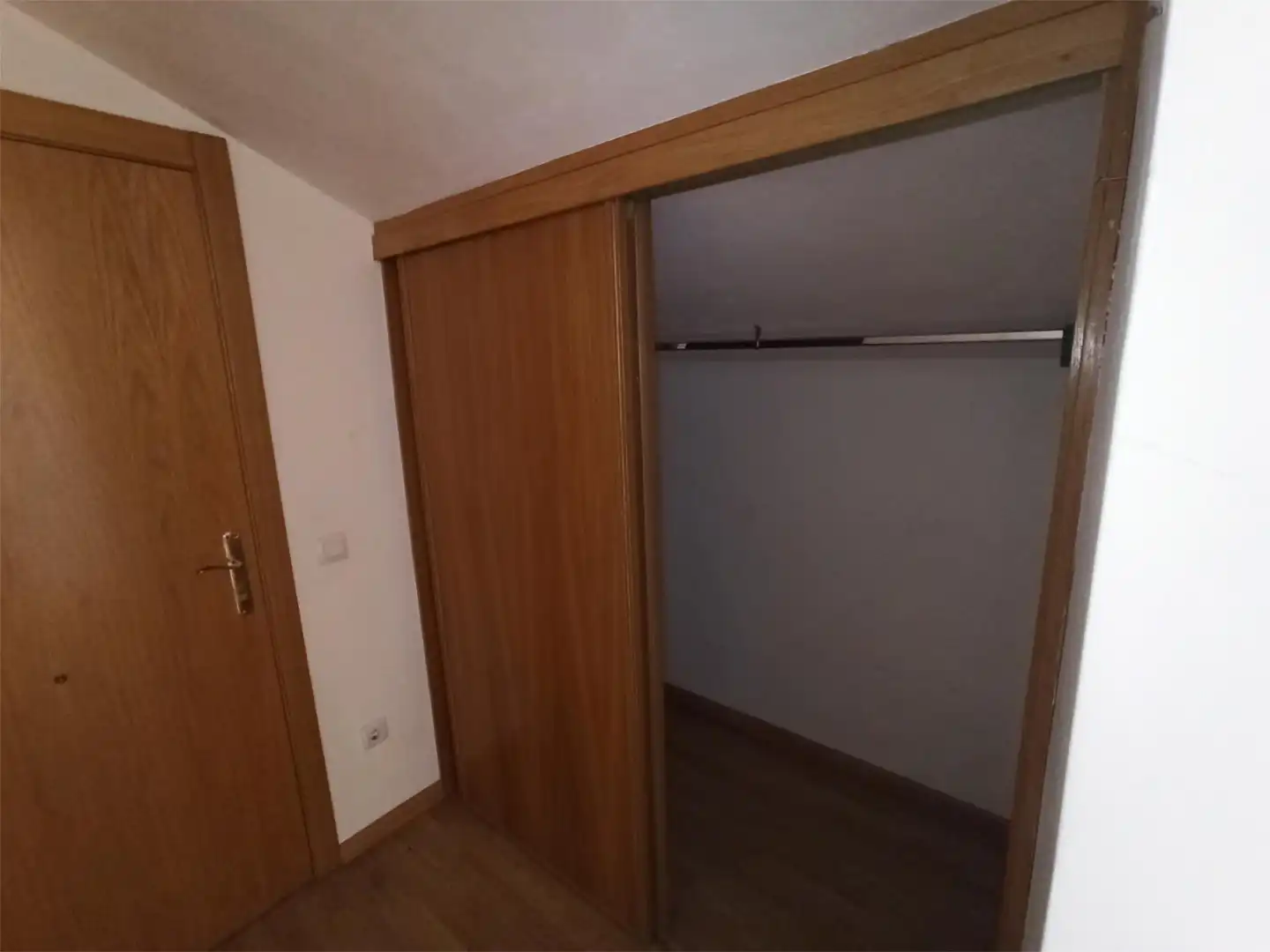 Piso en venta en Calle San Roque, 21, Pinilla Habitación de Piso en venta en Zamora Capital con Calefacción, Parquet y Terraza