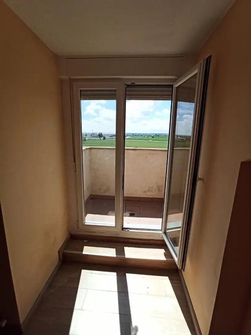 Piso en venta en Calle San Roque, 21, Pinilla Habitación de Piso en venta en Zamora Capital con Calefacción, Parquet y Terraza
