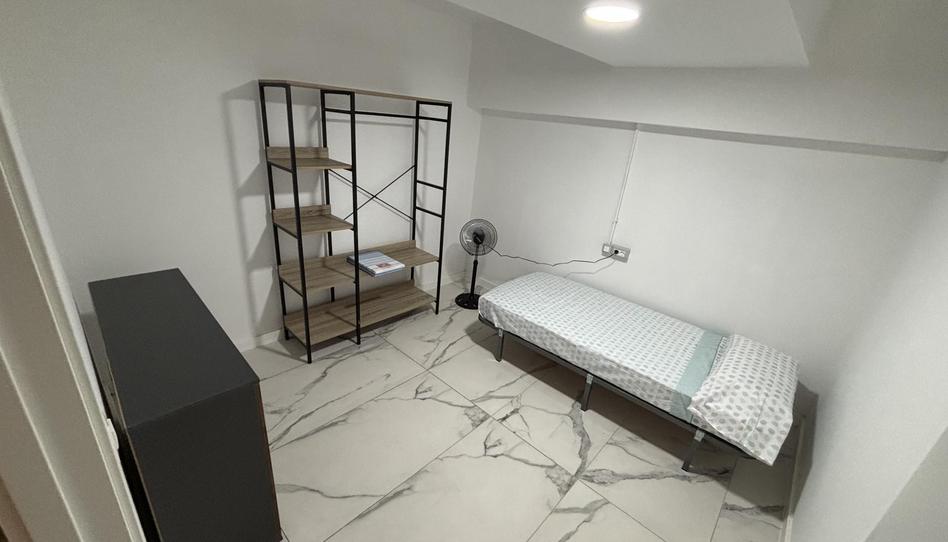 Planta baixa per a compartir a Plaza del Patriotismo, 1, Centro, Santa Cruz de Tenerife - imatge 1 Foto 1 de Planta baixa per a compartir a Plaza del Patriotismo, 1, Centro, Santa Cruz de Tenerife