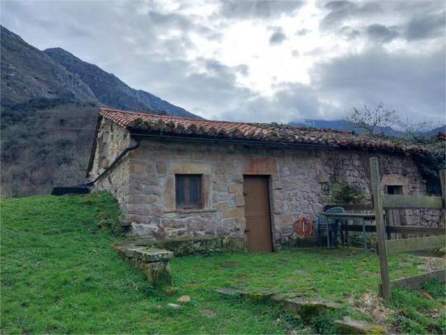 Casa-chalet en Venta en Aldeamayor de San Martín