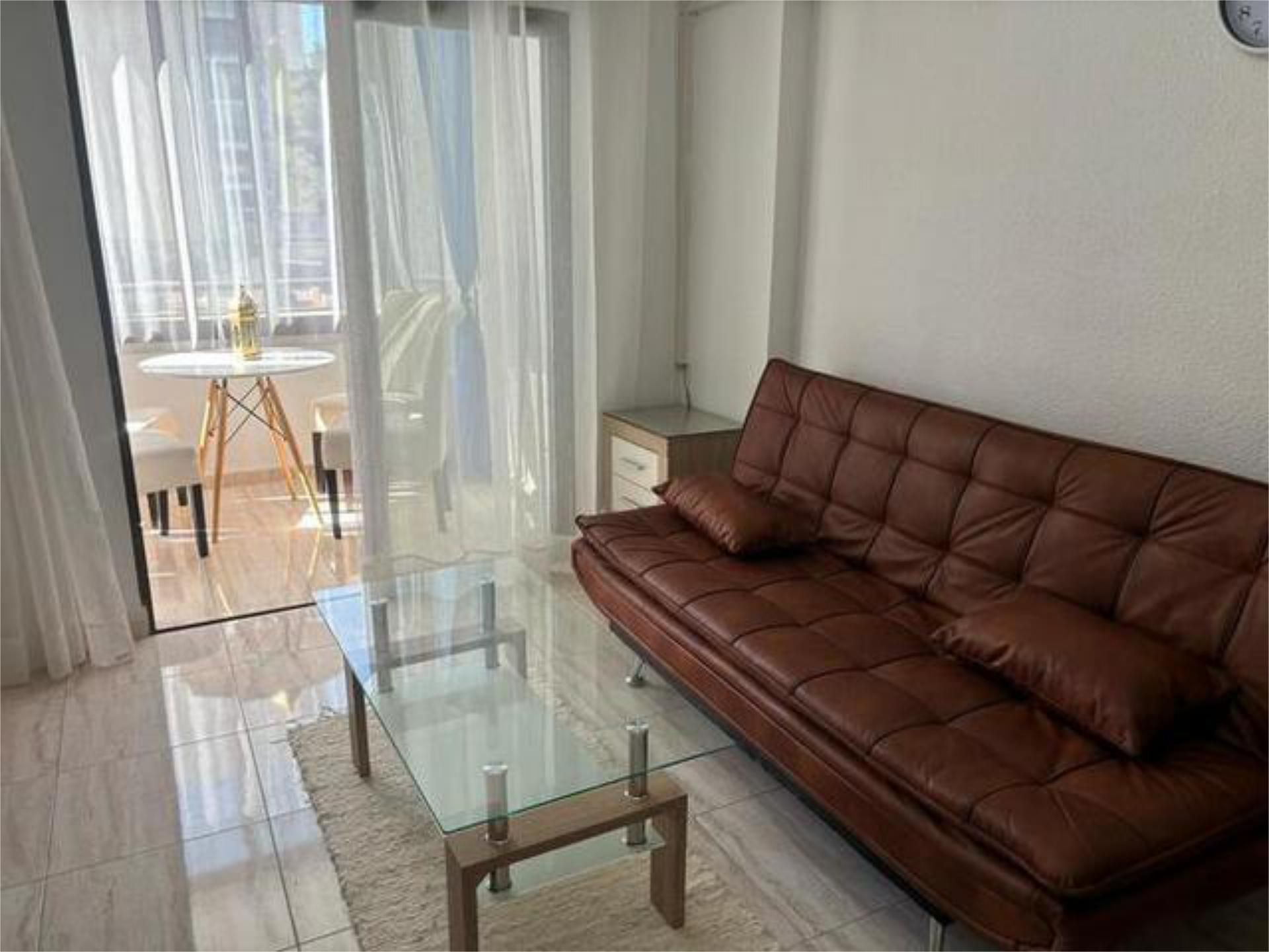 Apartment to rent in Sierra Helada Living room of Apartment to rent in Benidorm  with Heating, Private garden and Terrace