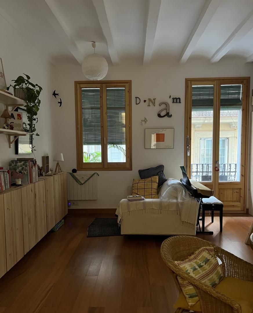 Apartament en venda a Carrer de Francisco Giner, 18, Vila de Gràcia Sala d'estar de Apartament en venda en  Barcelona Capital amb Balcó