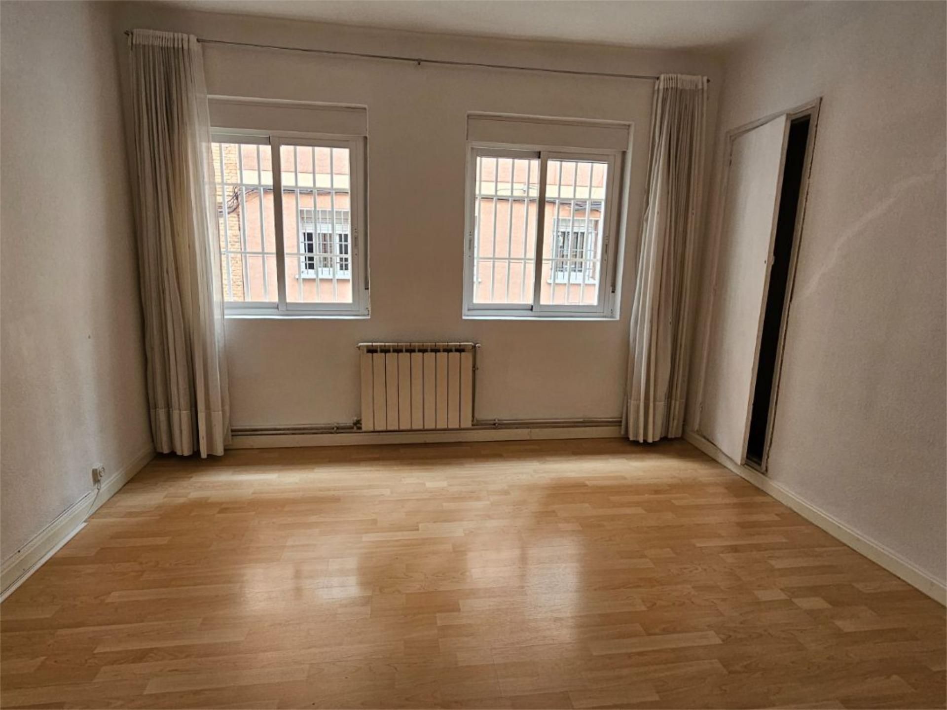 Flat for sale in Simancas Bedroom of Flat for sale in  Madrid Capital