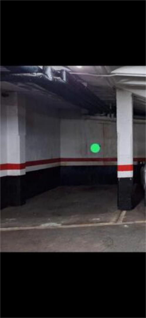 Garage to rent in Zaratamo