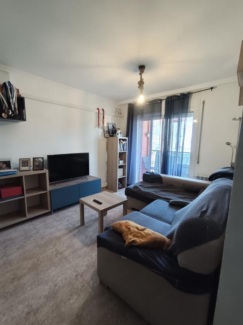 Pis en venda a Carrer de L'onze de Setembre, 37, Vila-seca Poble Sala d'estar de Pis en venda en Vila-seca amb Aire condicionat i Balcó