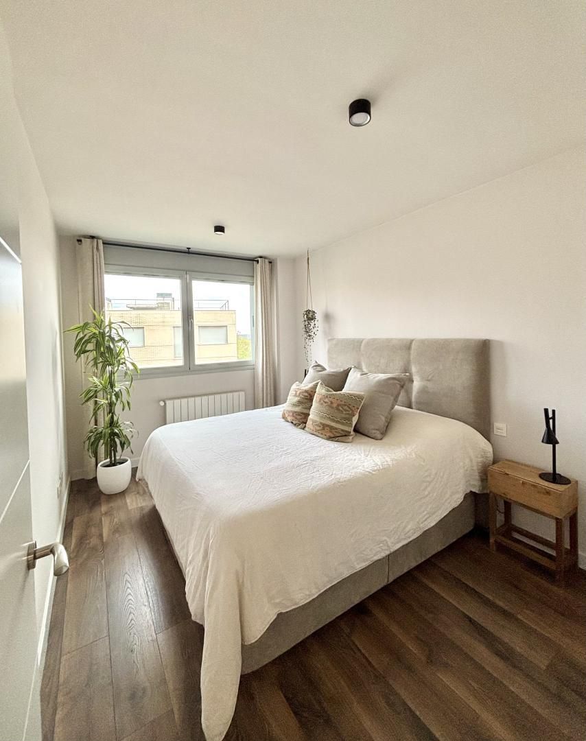 Bedroom of Flat for sale in Las Rozas de Madrid  with Air Conditioner and Swimming Pool