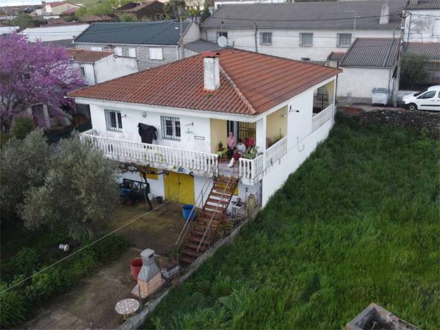 Casa-chalet en Alquiler en Calle Larga, 36 en Castillejo de Martín Viejo