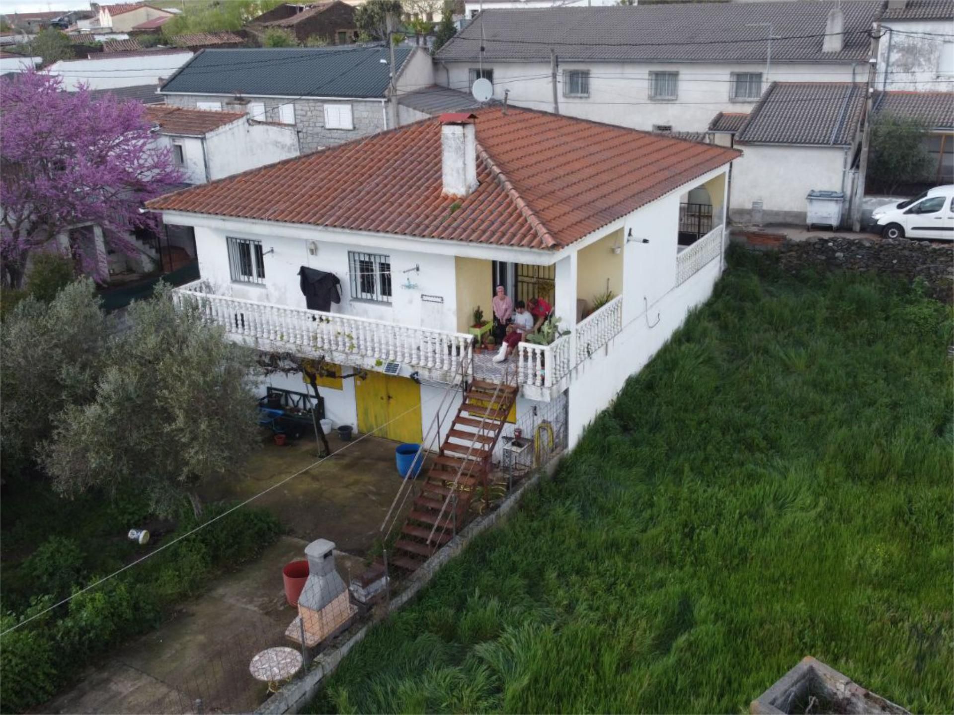 House or chalet for sale in Calle Larga, 36, Castillejo de Martín Viejo Exterior view of House or chalet for sale in Castillejo de Martín Viejo  with Heating, Private garden and Terrace