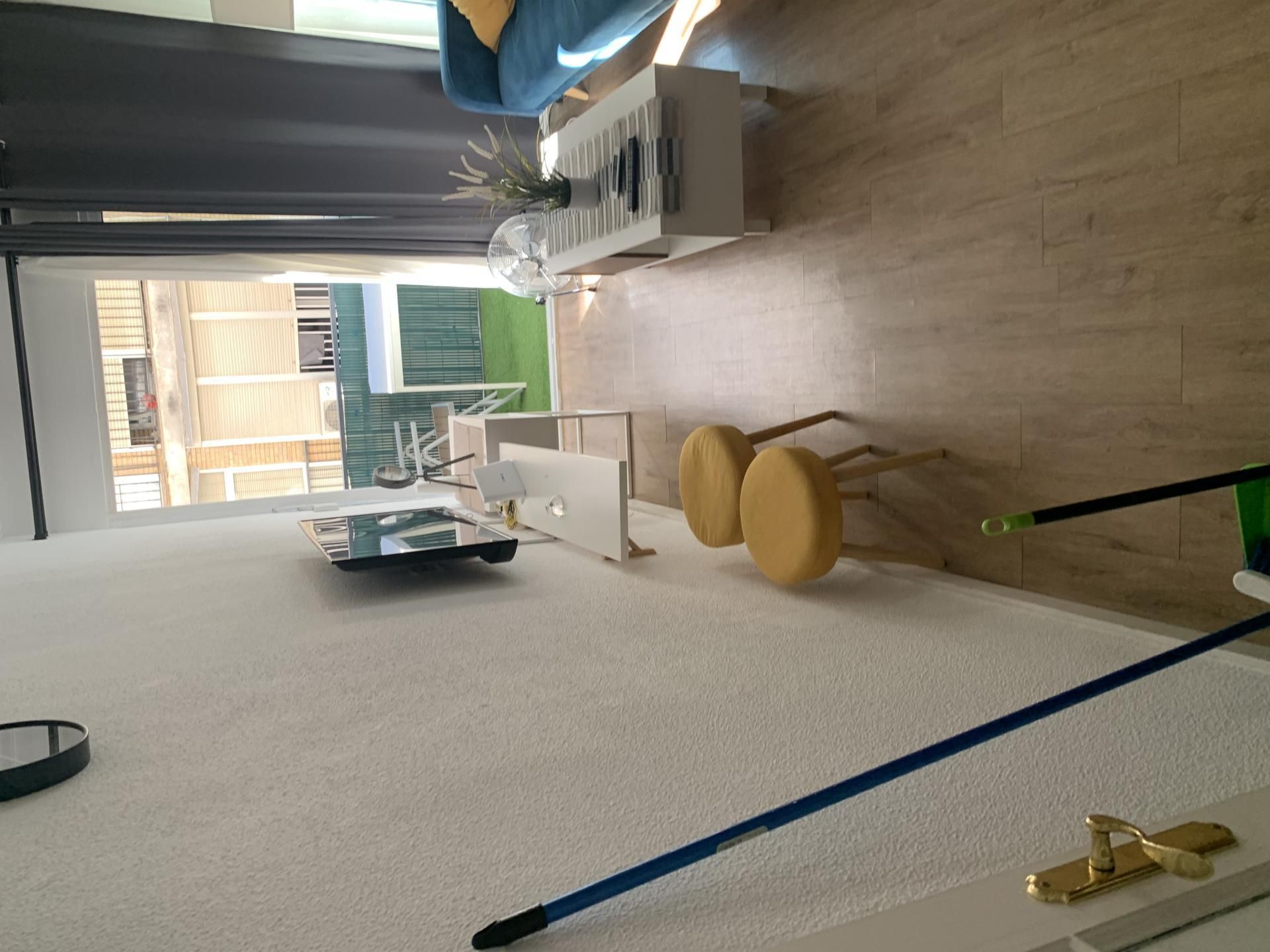 Flat to rent in San Vicente de Paul, 15, Triana Oeste Living room of Flat to rent in  Sevilla Capital  with Air Conditioner, Terrace and Furnished