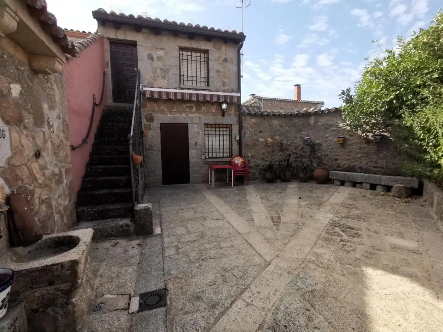 Vista exterior de Casa o chalet en venta en Sotillo de las Palomas con Aire acondicionado y Terraza