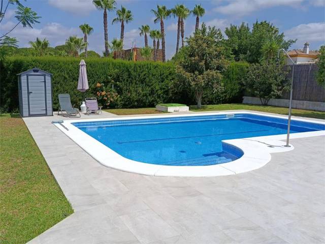 Casa-chalet en Venta en Calle Jazmin, 8 en Hinojos