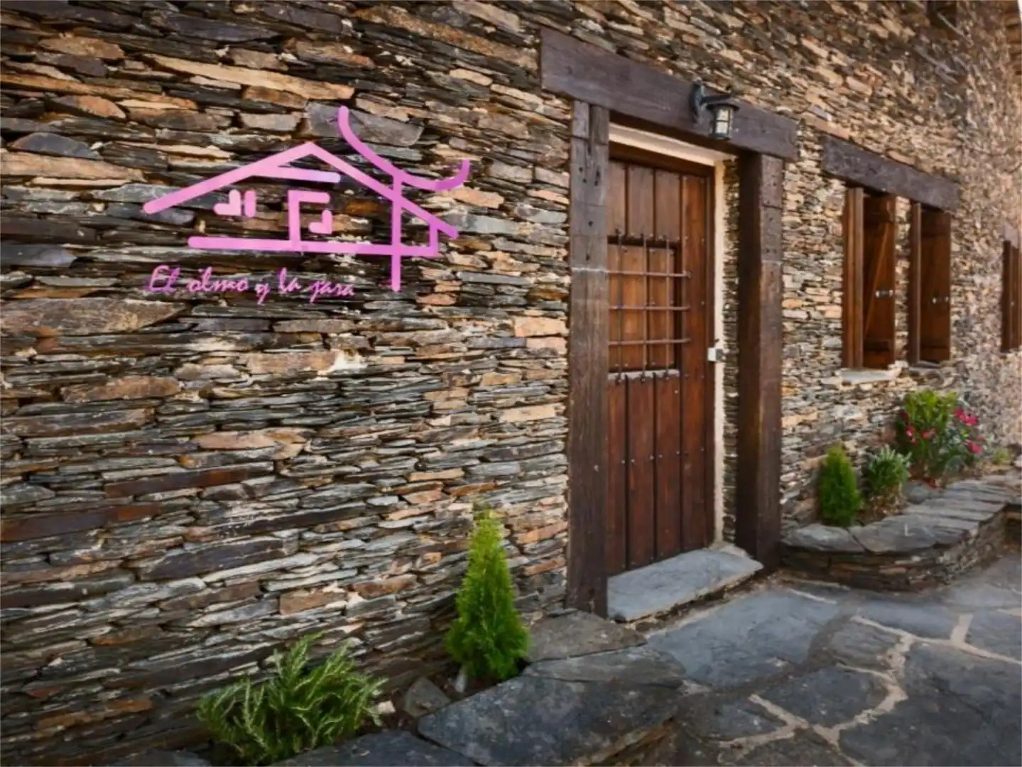 Casa o chalet en venta en Calle Cardosa, 2, Majaelrayo Vista exterior de Casa o chalet en venta en Majaelrayo con Terraza y Balcón
