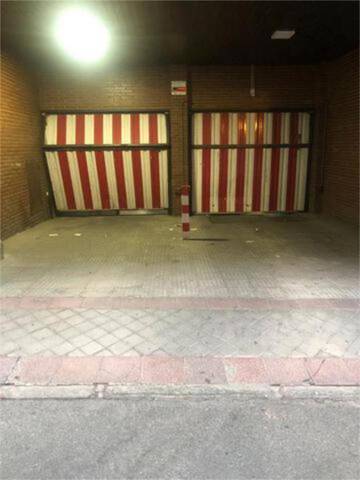 Garaje en Alquiler en Guindalera