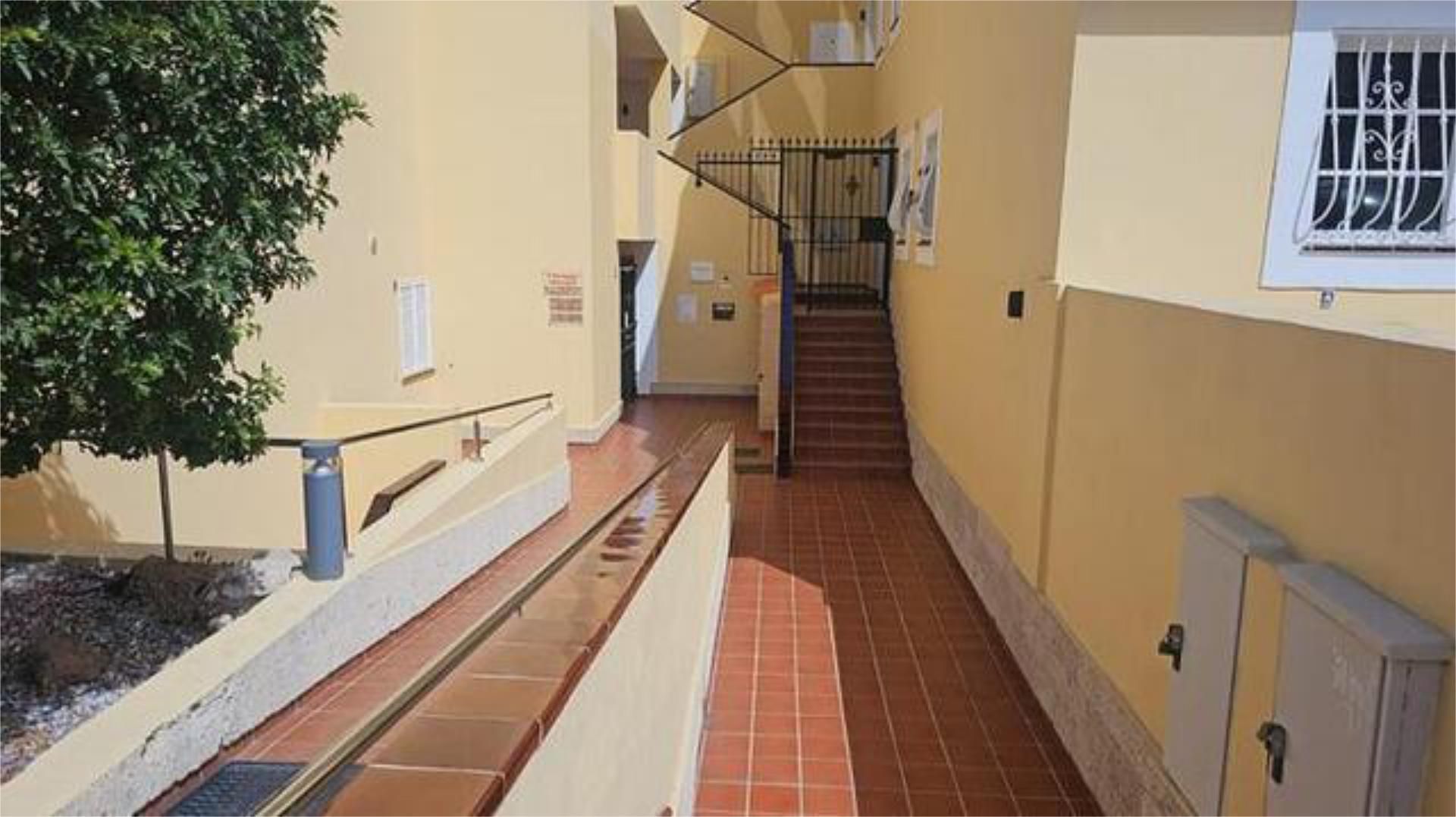 Box room to rent in Adeje