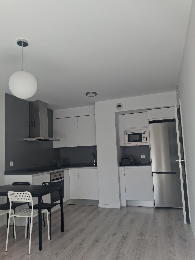 Flat to rent in Avenida de Madrid, 89, Barrio de Delicias Kitchen of Flat to rent in  Zaragoza Capital  with Air Conditioner, Heating and Parquet flooring
