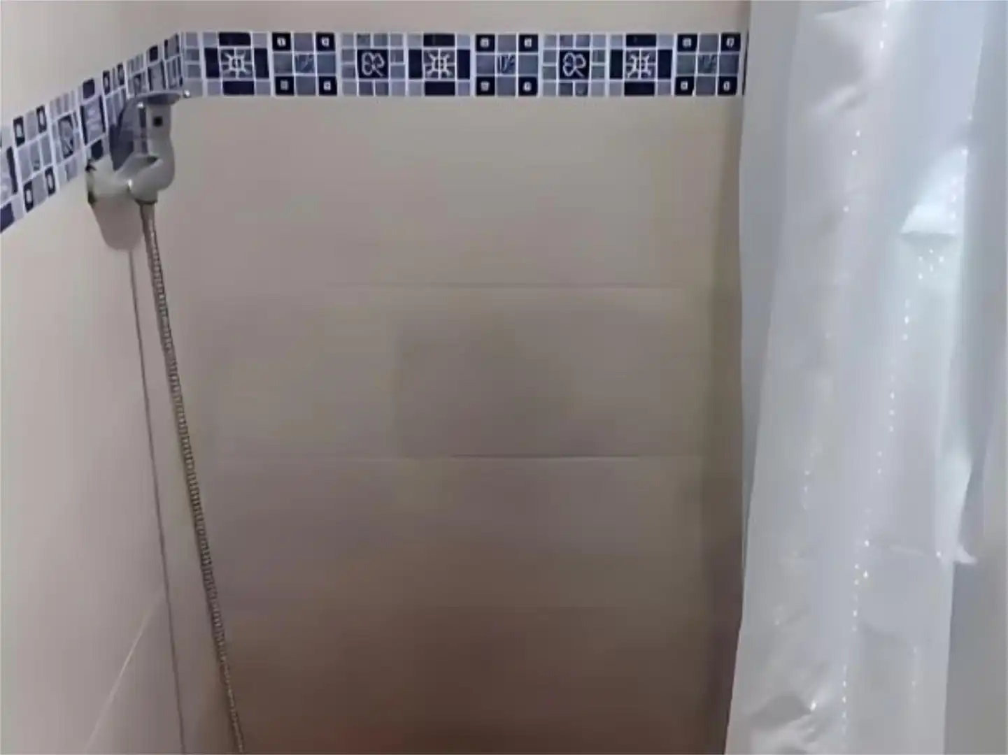 Pis de lloguer a Lugar Cajiz Rural, 296, Camino Viejo de Málaga Bany de Pis de lloguer en Vélez-Málaga amb Aire condicionat i Moblat