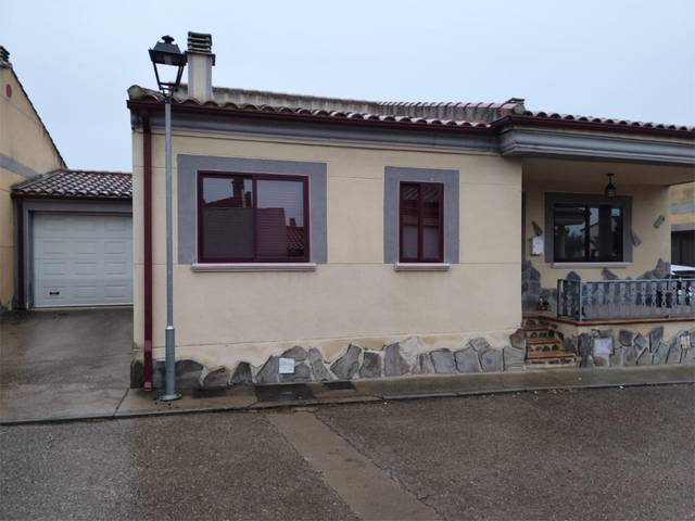 Piso en Venta en Calle Labradores, 4 en La Fuente de San Esteban