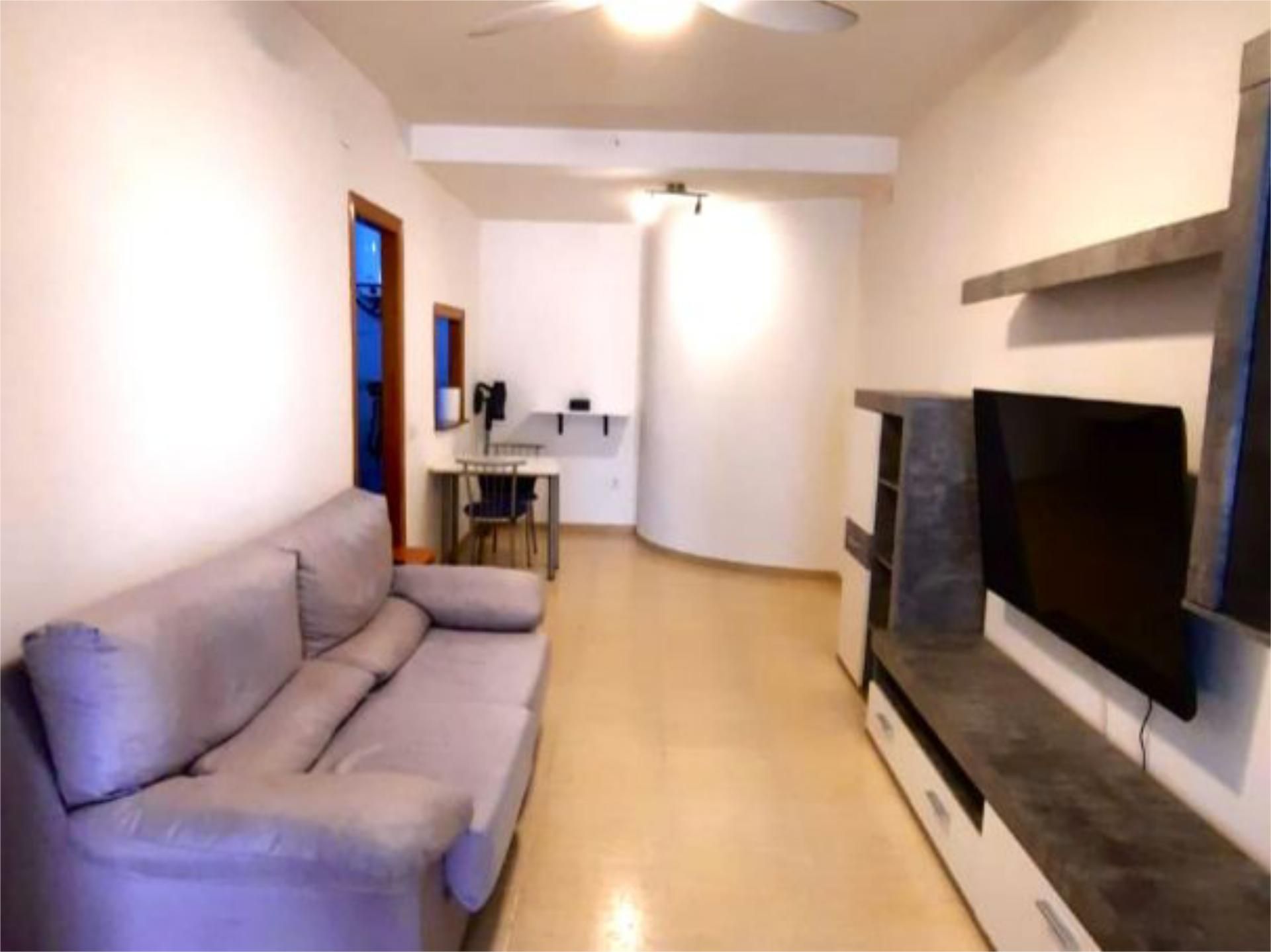 Piso de alquiler en Carrer de Sant Adrià, 2, Centre Sala de estar de Piso de alquiler en Torredembarra con Amueblado