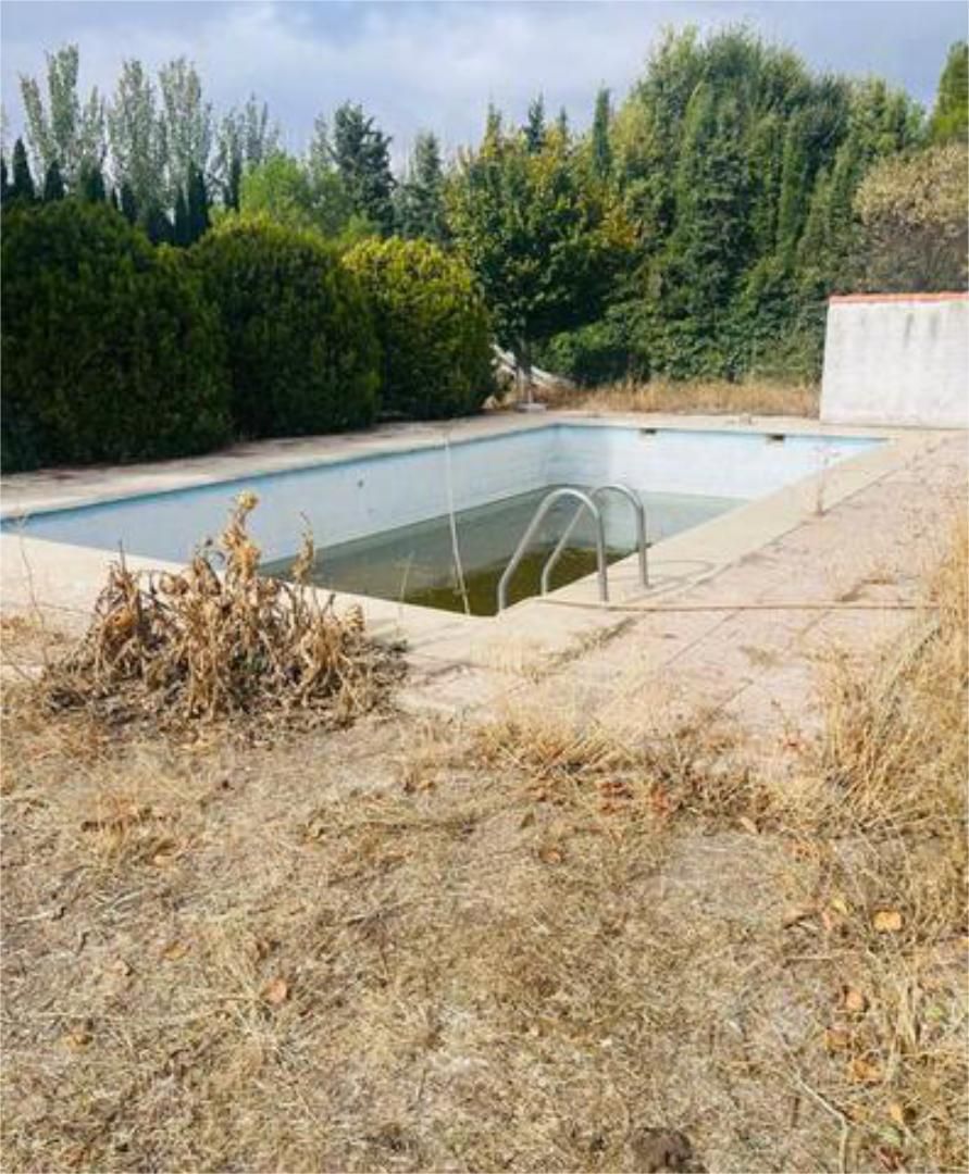 Swimming pool of Single-family semi-detached for sale in Ciudad Real Capital  with Terrace and Swimming Pool