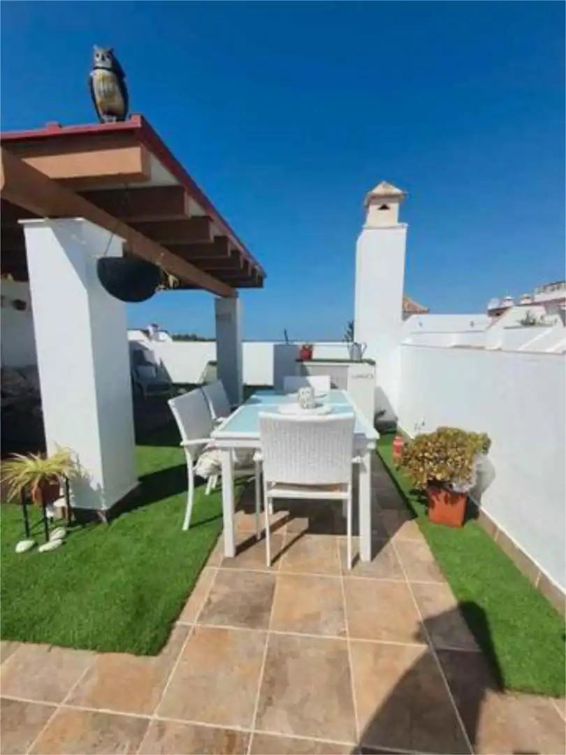 Terrasse von Wohnung zum Verkauf in Islantilla mit Heizung, Privatgarten und Terrasse