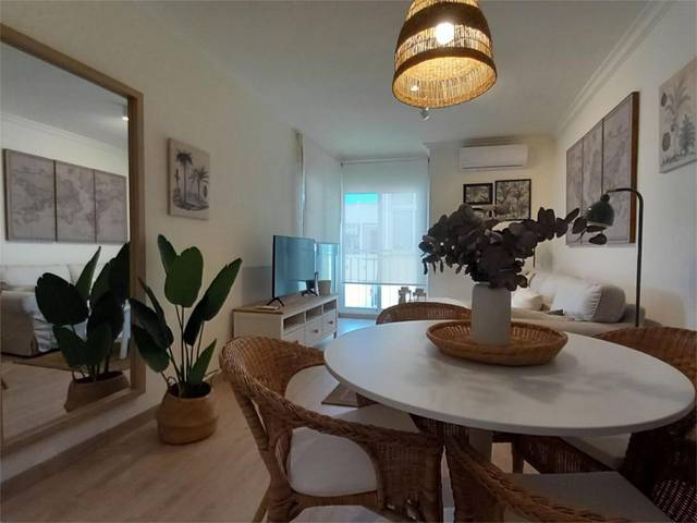 Piso en Alquiler en Calle Martínez Maldonado, 33 en Carranque - Haza Cuevas