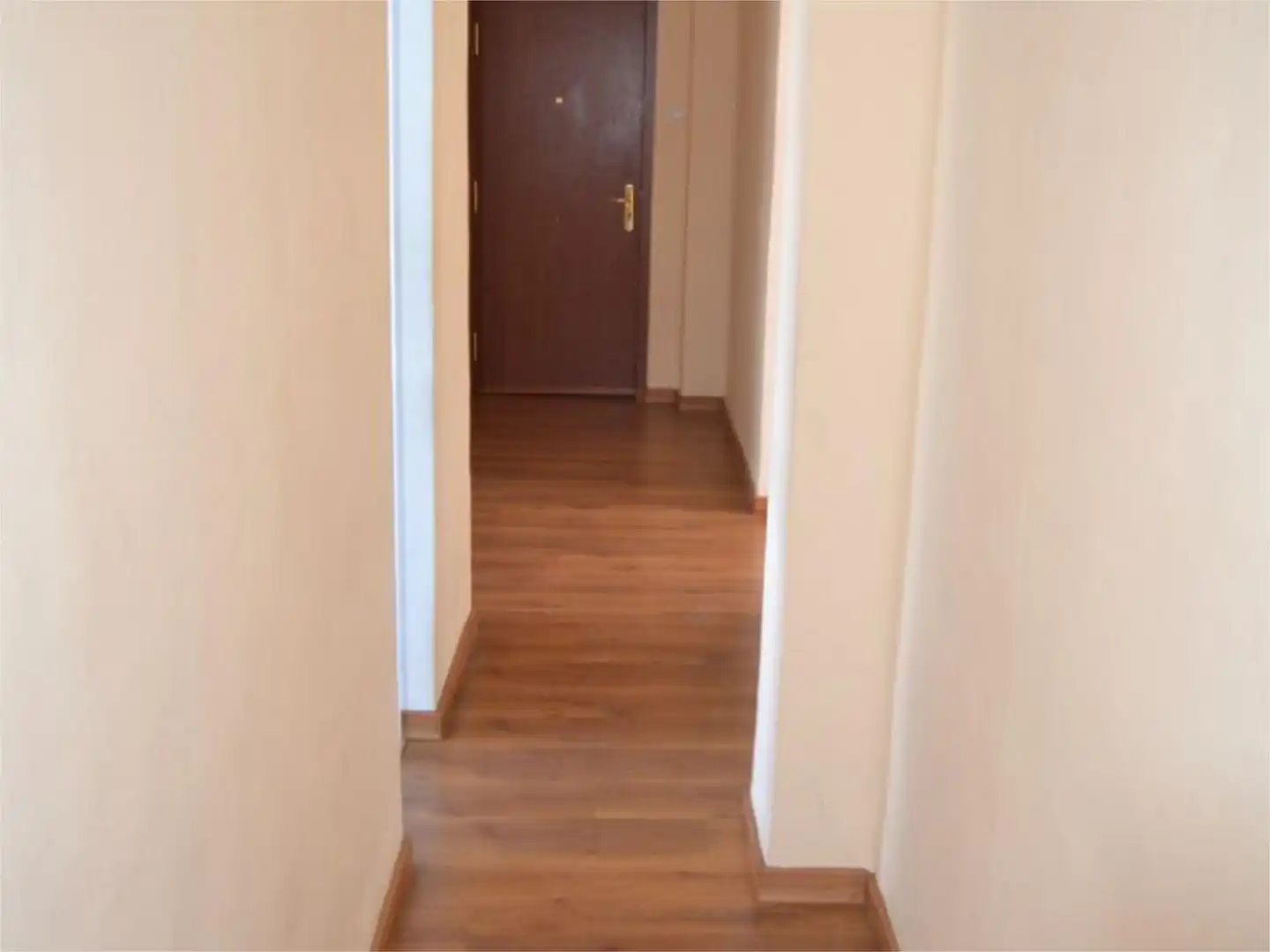 Piso en venta en Avilés con Calefacción y Balcón