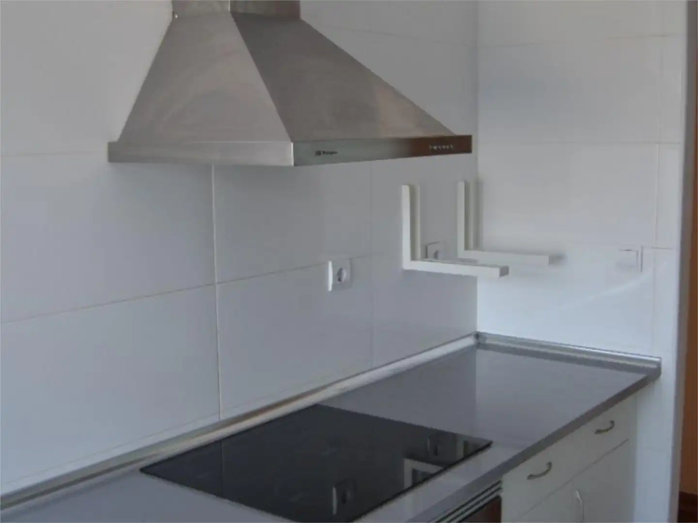 Cocina de Piso en venta en Avilés con Calefacción y Balcón