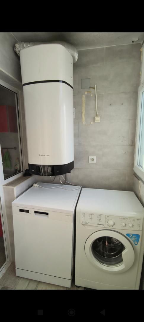 Flat to rent in Calle Nicolás Copérnico, 48, La Granja - La Colina - Los Pastores Bathroom of Flat to rent in Algeciras  with Terrace, Furnished and Oven