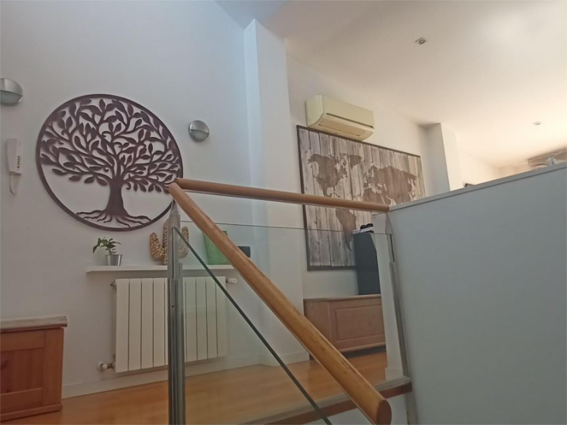 Casa adosada en venda a Carrer del Pare Sallarès, 2, Centre - Sant Oleguer Casa adosada en venda en Sabadell amb Aire condicionat, Terrassa i Balcó