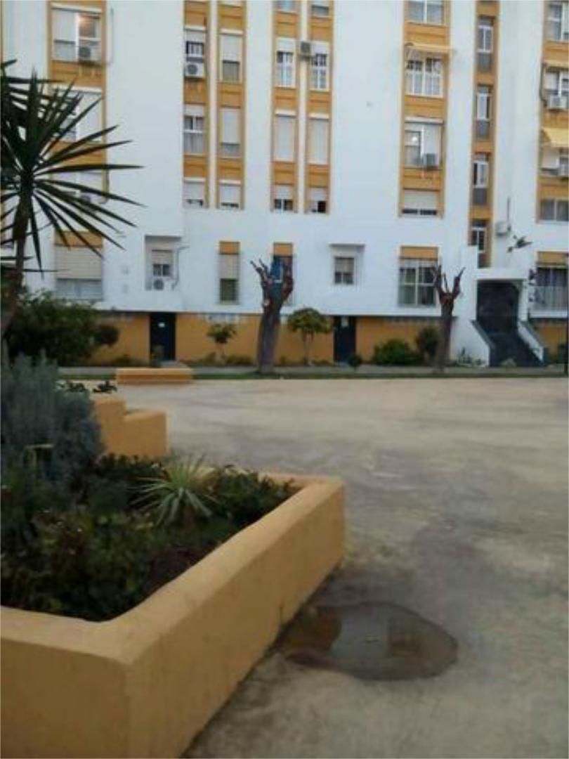 Vista exterior de Traster de lloguer en El Puerto de Santa María