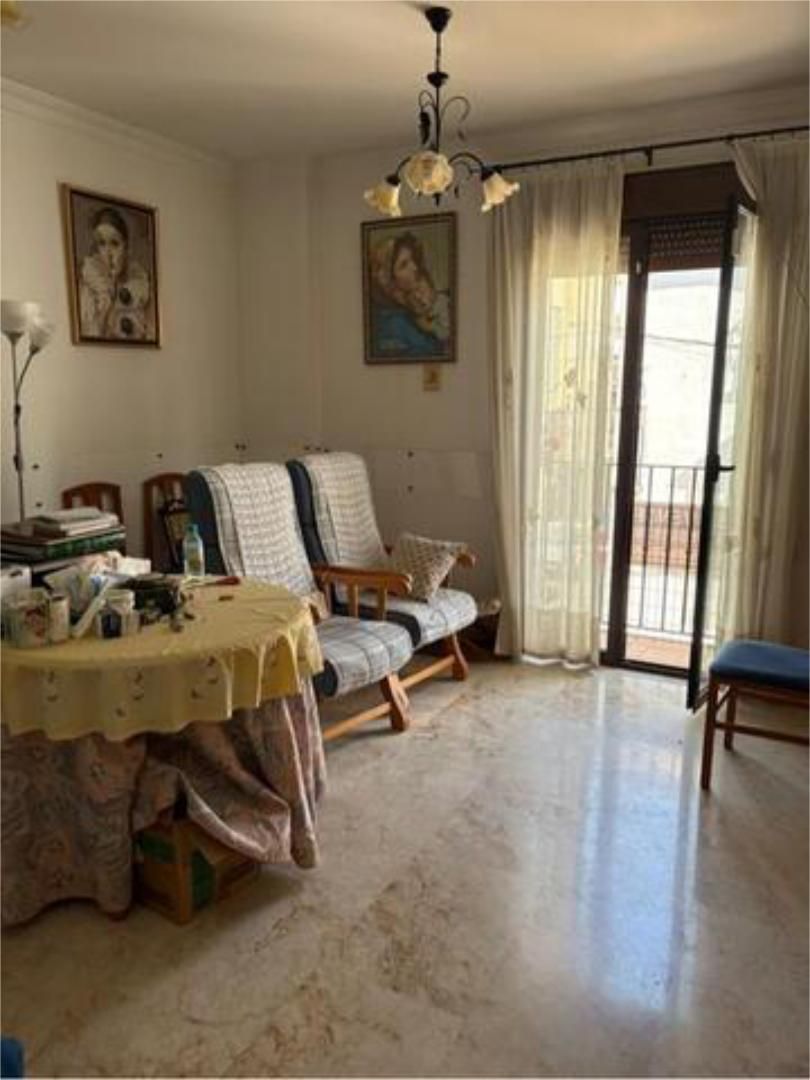 Pis en venda a Benamejí Sala d'estar de Pis en venda en Benamejí amb Terrassa i Moblat