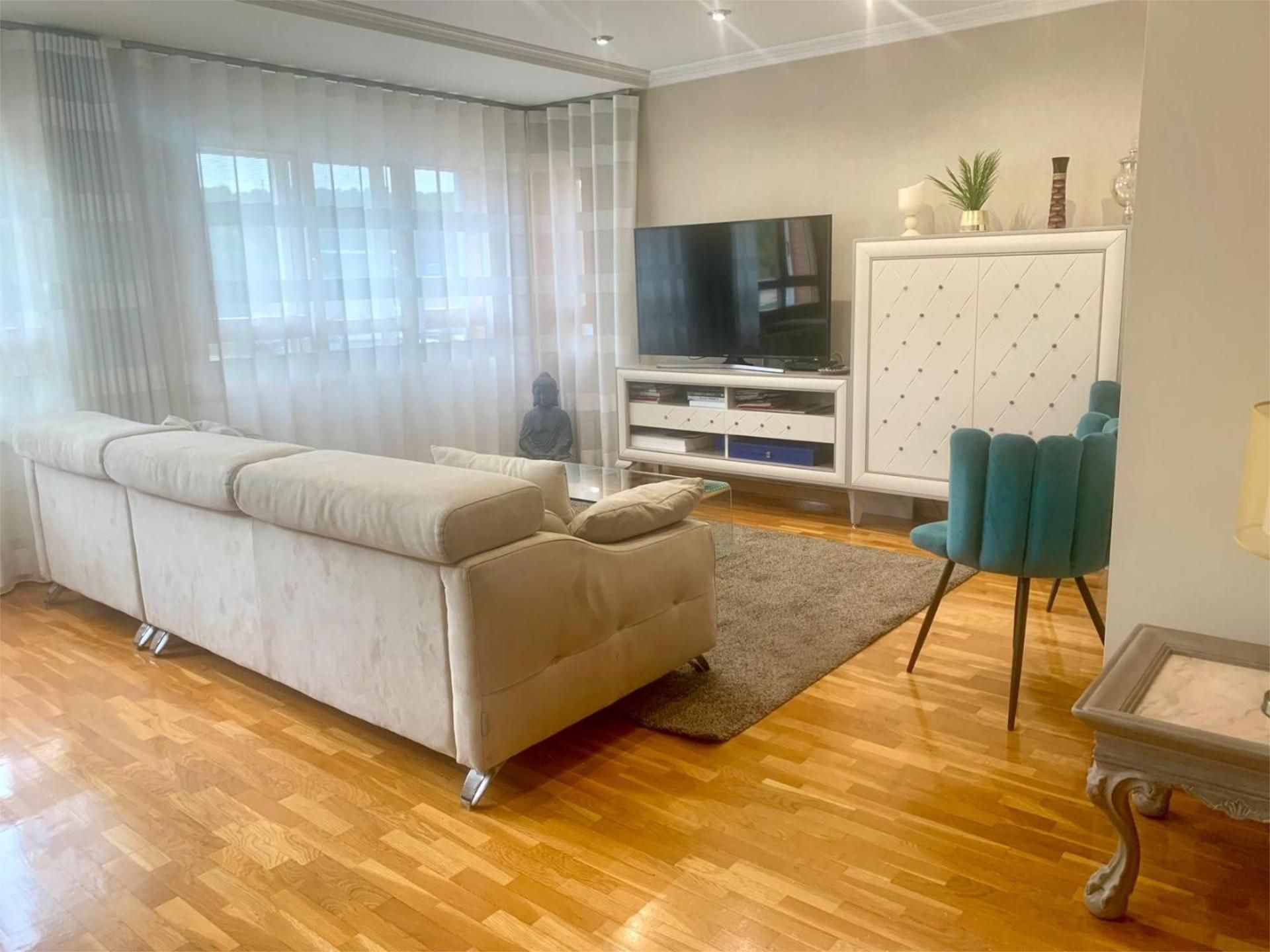 Piso en venta en Avenida de las Merindades, 34b, Centro Sala de estar de Piso en venta en Tudela con Aire acondicionado