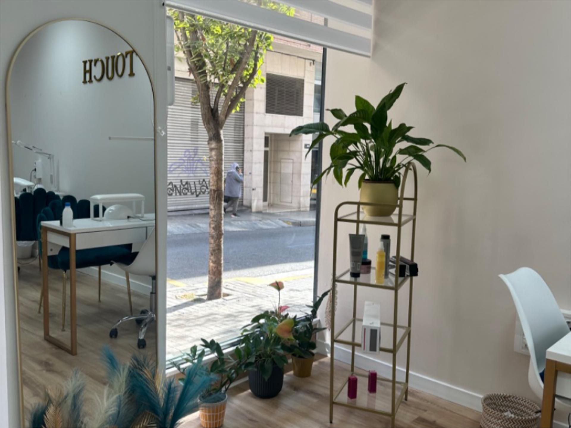 Exterior view of Premises for sale in  Lleida Capital  with Air Conditioner, Heating and Parquet flooring