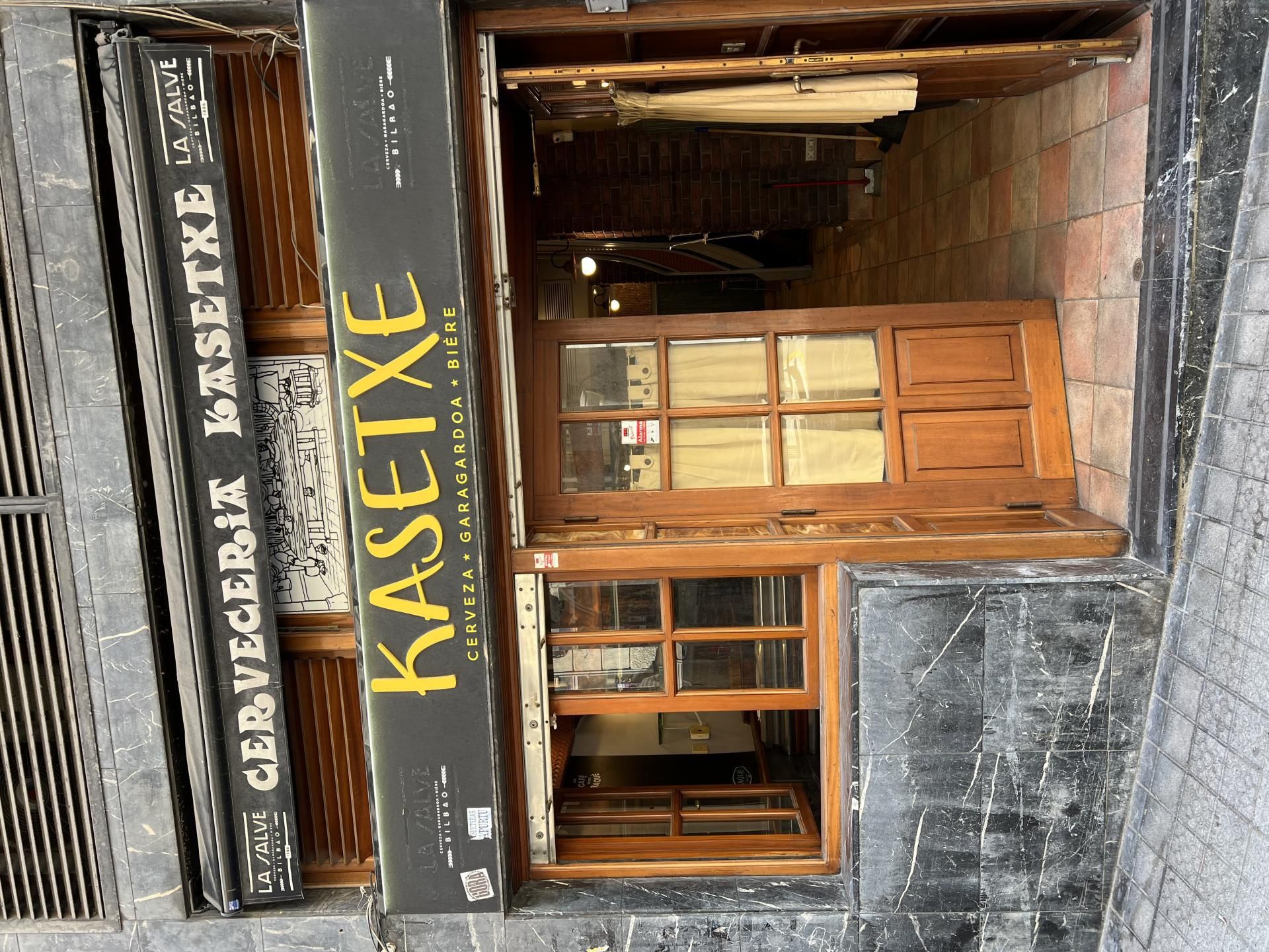 Local en venda a Izaro Mendiaren Kalea, 1, Barrio de Uribarri Vista exterior de Local en venda en Bilbao amb Aire condicionat i Calefacció