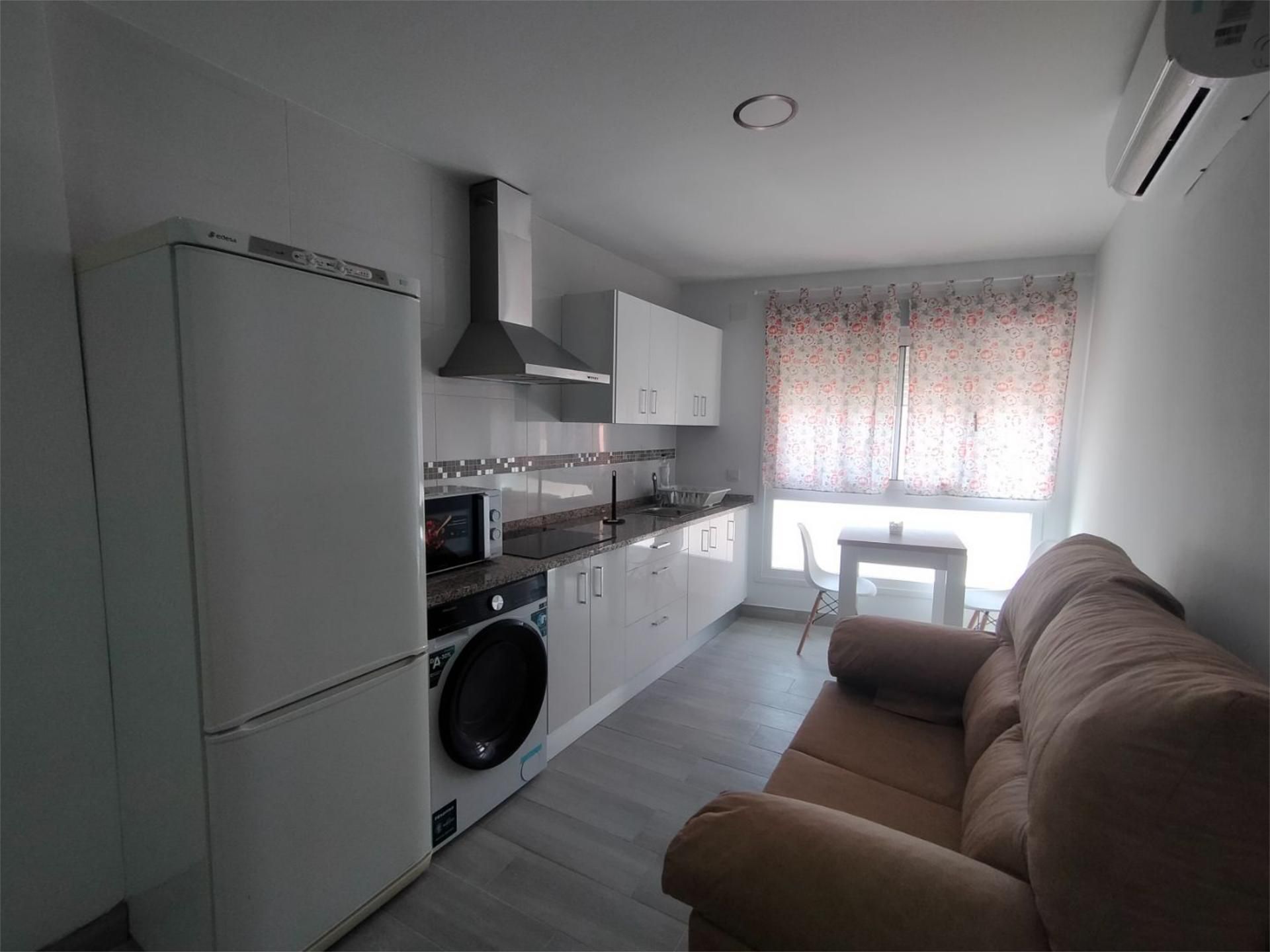 Flat to rent in Calle Prolongación Calvario, 20, Los Barrios Flat to rent in Calle Prolongación Calvario, 20, Los Barrios