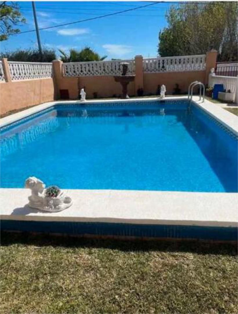 Casa adosada en venda a El Grao Piscina de Casa adosada en venda en Castellón de la Plana / Castelló de la Plana