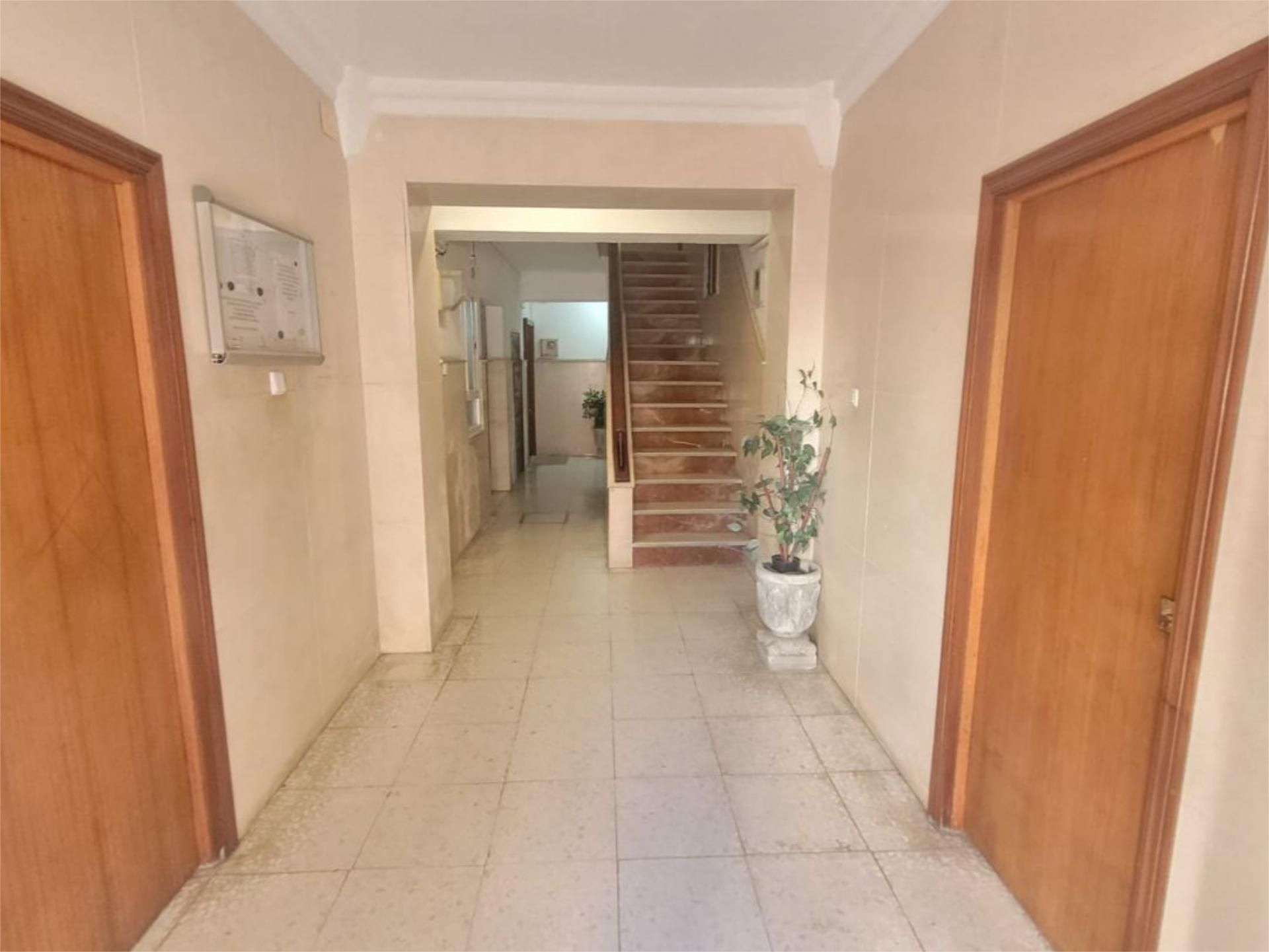 Flat for sale in  Sevilla Capital  with Air Conditioner, Terrace and Furnished