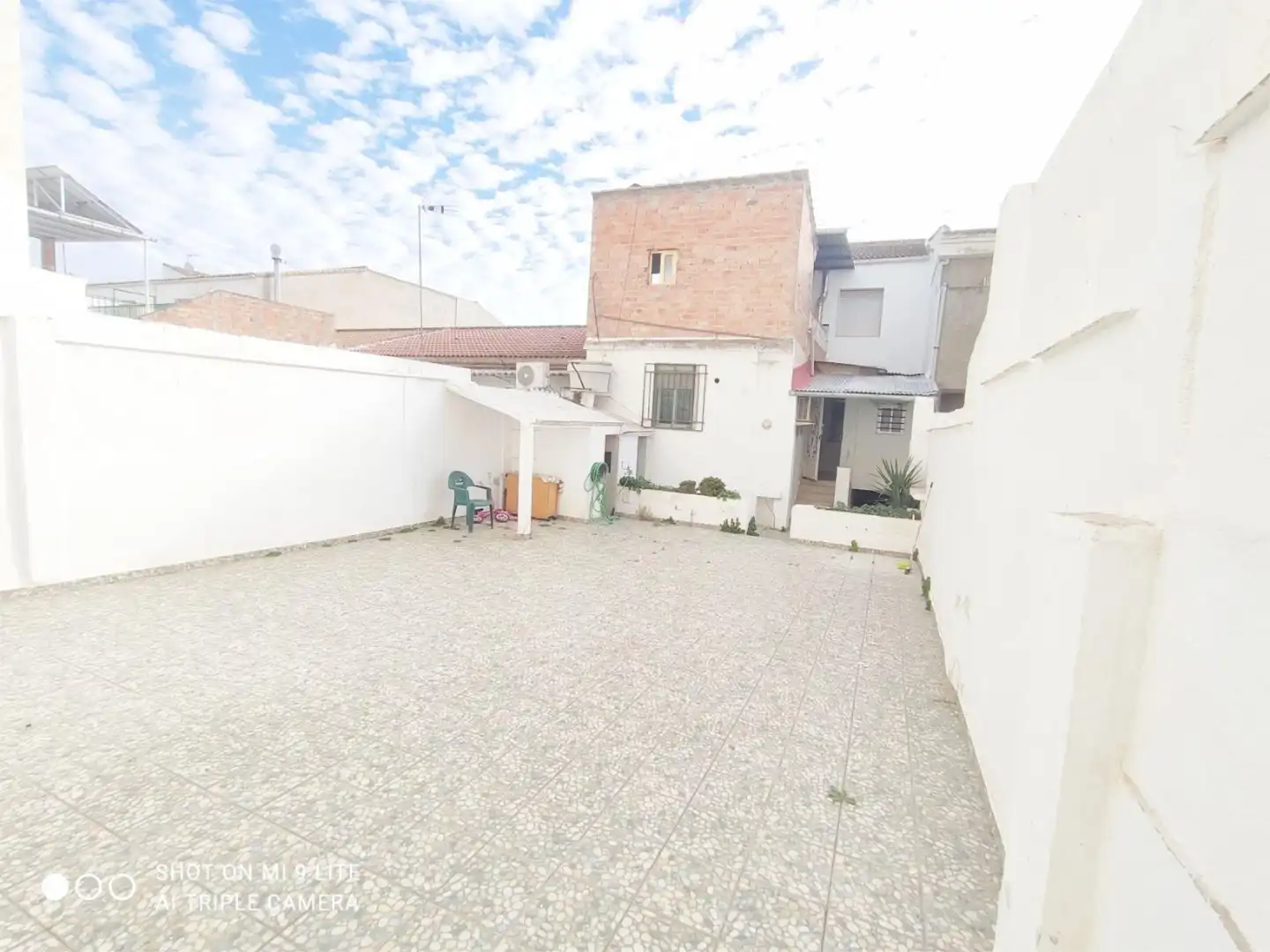 Außenansicht von Wohnung zum Verkauf in Peal de Becerro mit Klimaanlage, Heizung und Möbliert
