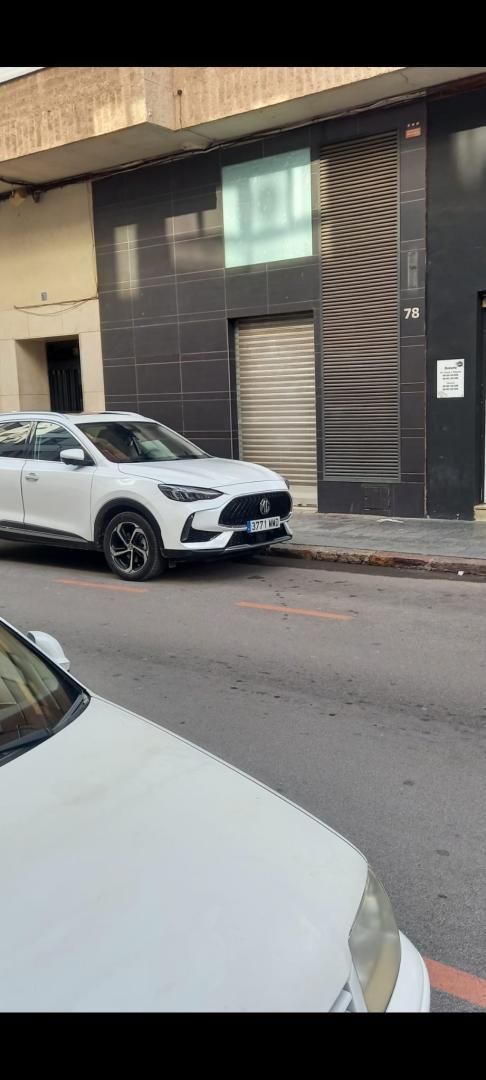 Premises for sale in Carrer l'Escorredor, 76, Llombai Exterior view of Premises for sale in Burriana / Borriana with Air Conditioner and Heating