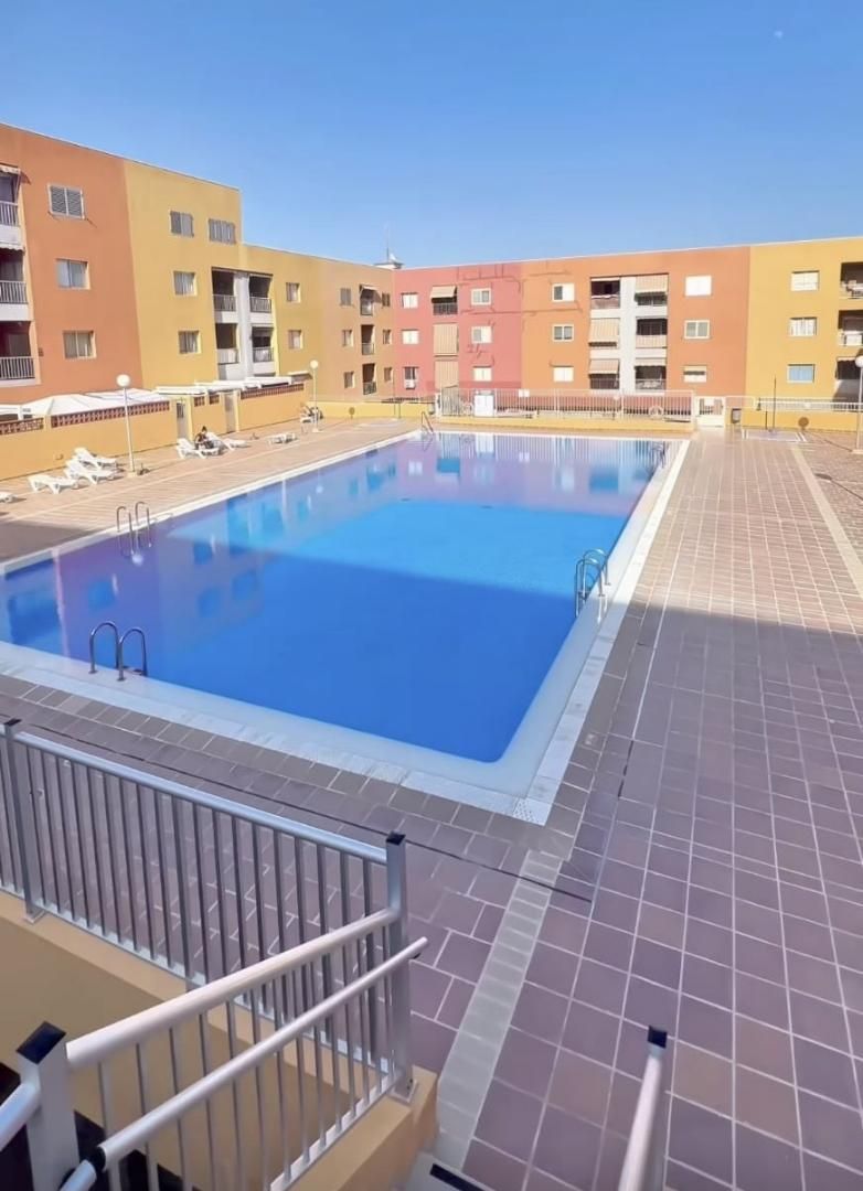 Flat for sale in Rambla de Los Menceyes, 27, Las Caletillas - Punta Larga Swimming pool of Flat for sale in Candelaria  with Air Conditioner and Swimming Pool