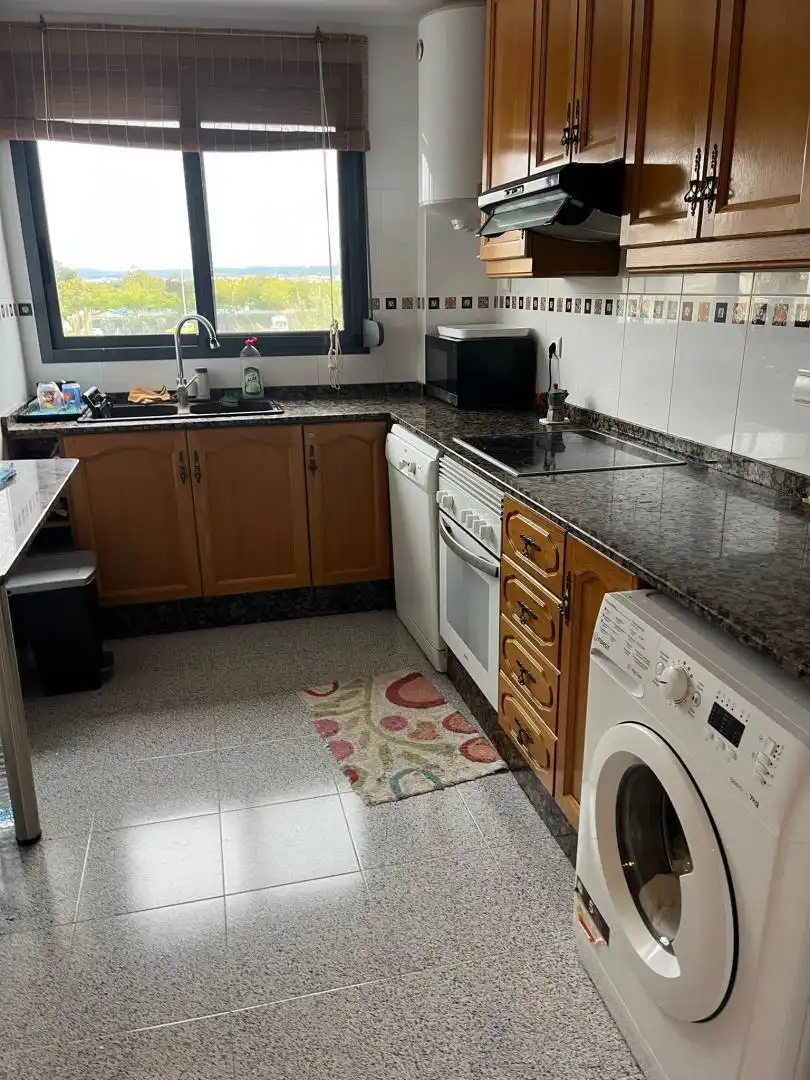 Piso de alquiler en Carrer Riu Xúquer, 102, Playas de Puçol Cocina de Piso de alquiler en Puçol con Aire acondicionado, Calefacción y Terraza