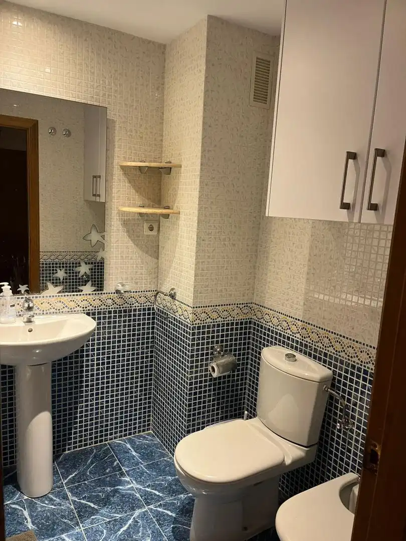 Piso de alquiler en Carrer Riu Xúquer, 102, Playas de Puçol Baño de Piso de alquiler en Puçol con Aire acondicionado, Calefacción y Terraza