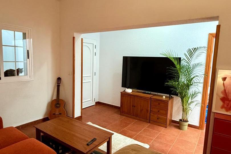 Single-family semi-detached to rent in Gc-320, 72, Tafira, Las Palmas - image 1 Photo 1 of Single-family semi-detached to rent in Gc-320, 72, Tafira, Las Palmas