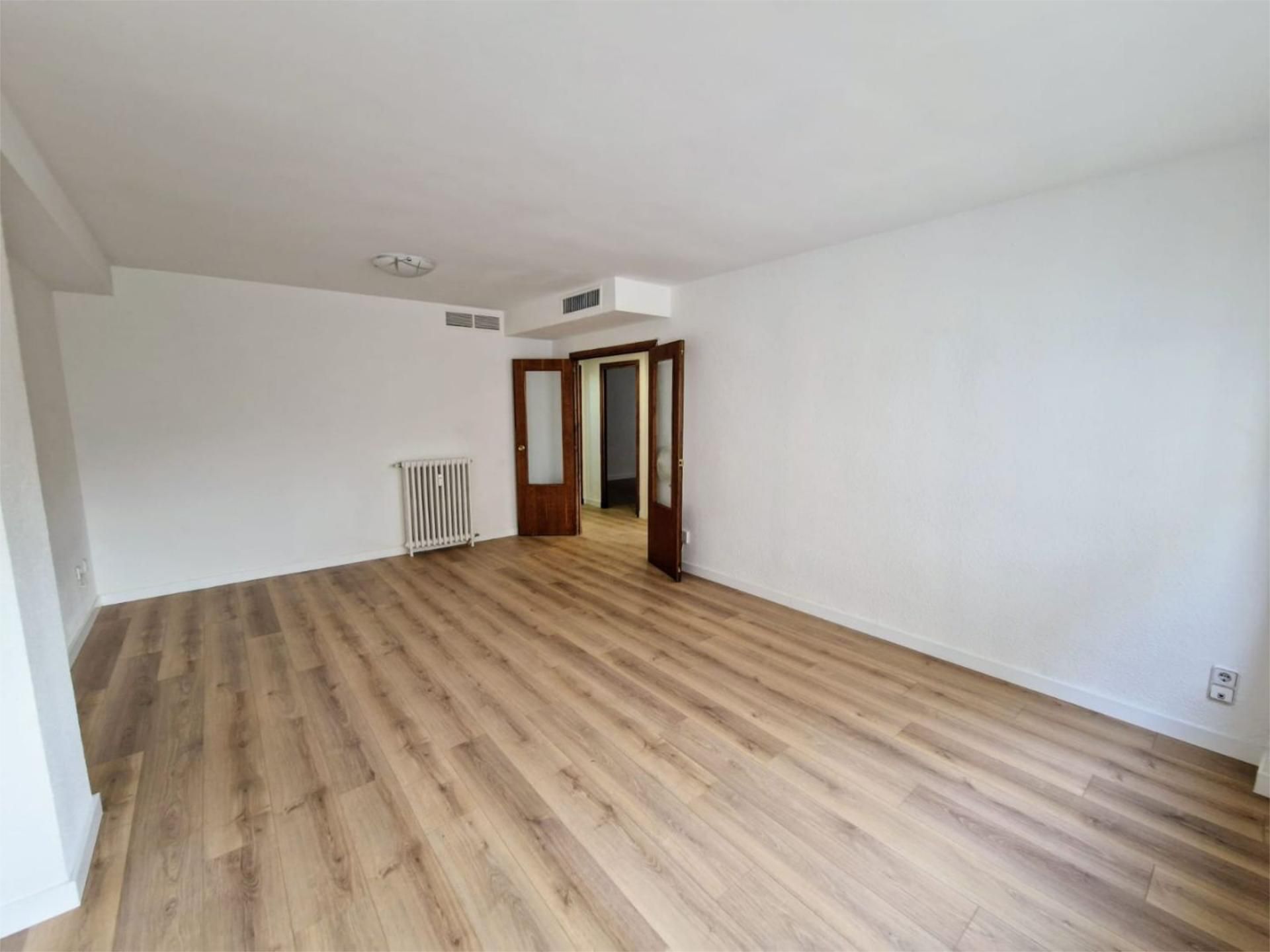 Flat to rent in Calle de Felipe Sanclemente, 8, Paseo Independencia Bedroom of Flat to rent in  Zaragoza Capital  with Air Conditioner, Heating and Parquet flooring
