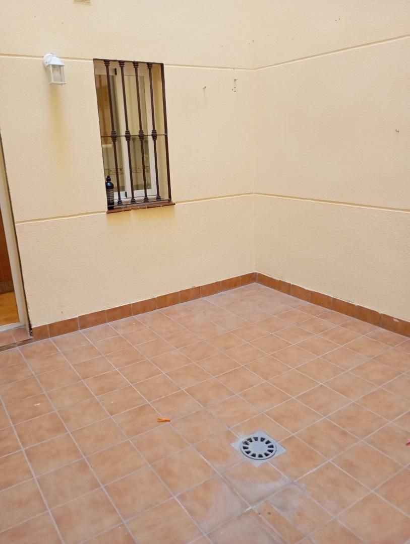 Estudi de lloguer a Calle Río Padrón, 9, Los Rios