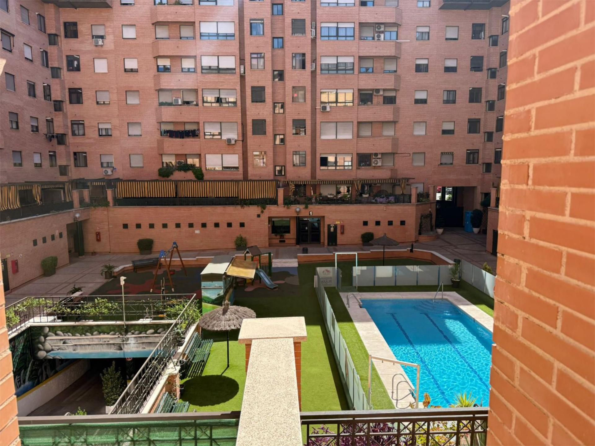 Pis en venda a Calle de Hungría, 1, Centro Piscina de Pis en venda en Fuenlabrada amb Piscina