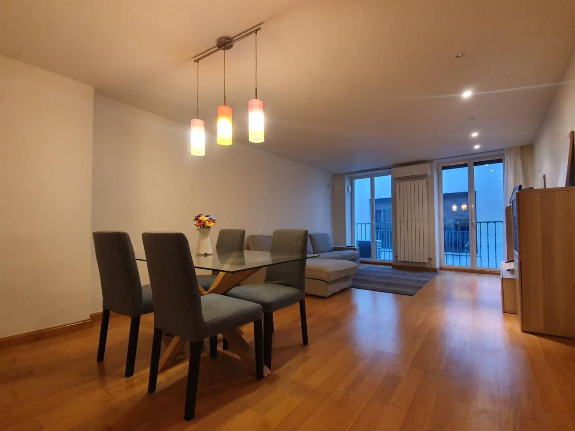 Flat to rent in Calle del Pozo Blanco, 16, Casco Antiguo Living room of Flat to rent in Pamplona / Iruña with Air Conditioner, Heating and Furnished