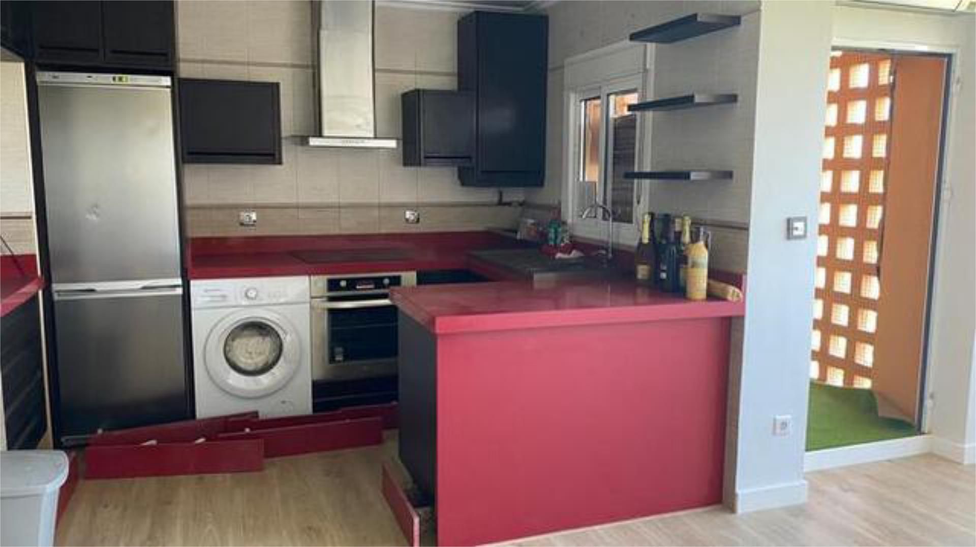 Cuina de Pis de lloguer en Montequinto amb Calefacció